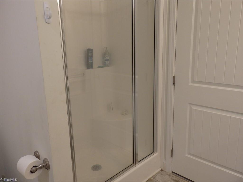 5930 Burney Mill Road Denton, NC 27239 - Photo 26 of 36 Primary bath- seperate shower