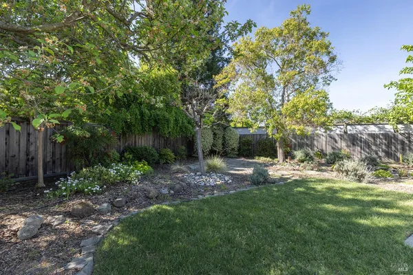 $779,000 | 2387 Lujo Court, Santa Rosa, CA 95403