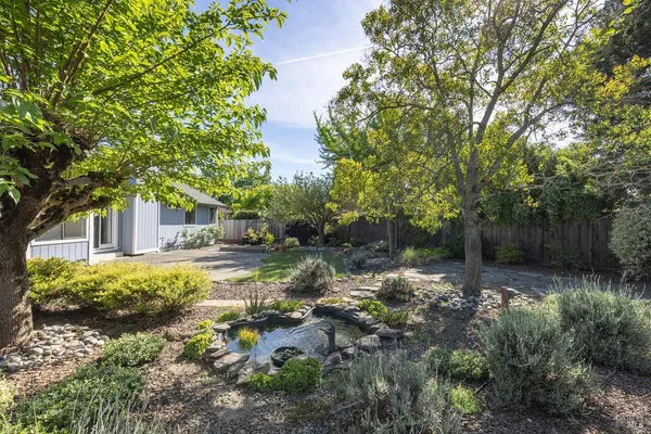 $779,000 | 2387 Lujo Court, Santa Rosa, CA 95403