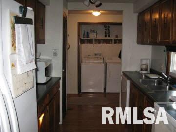 166 Greenview Road Centralia, IL 62801 - Photo 6 of 7 Gallery Image 6
