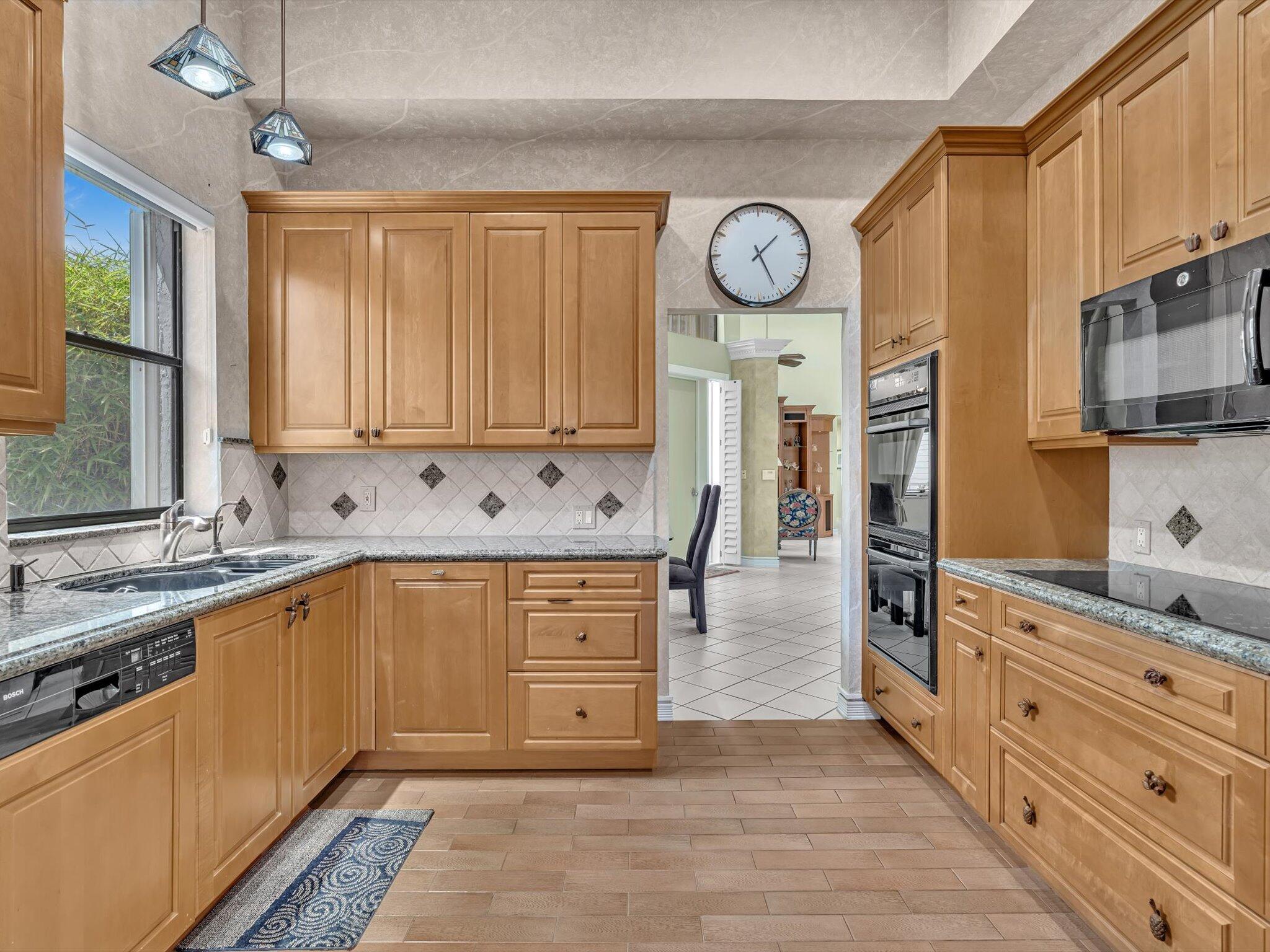 10122 Spyglass Way Boca Raton, FL 33498 - Photo 10 of 65 030-FPP6688