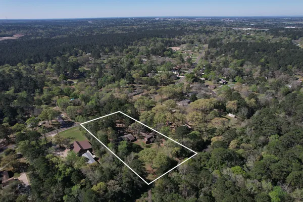 $299,000 | 1368 Fish Hatchery Road, Huntsville, TX 77320