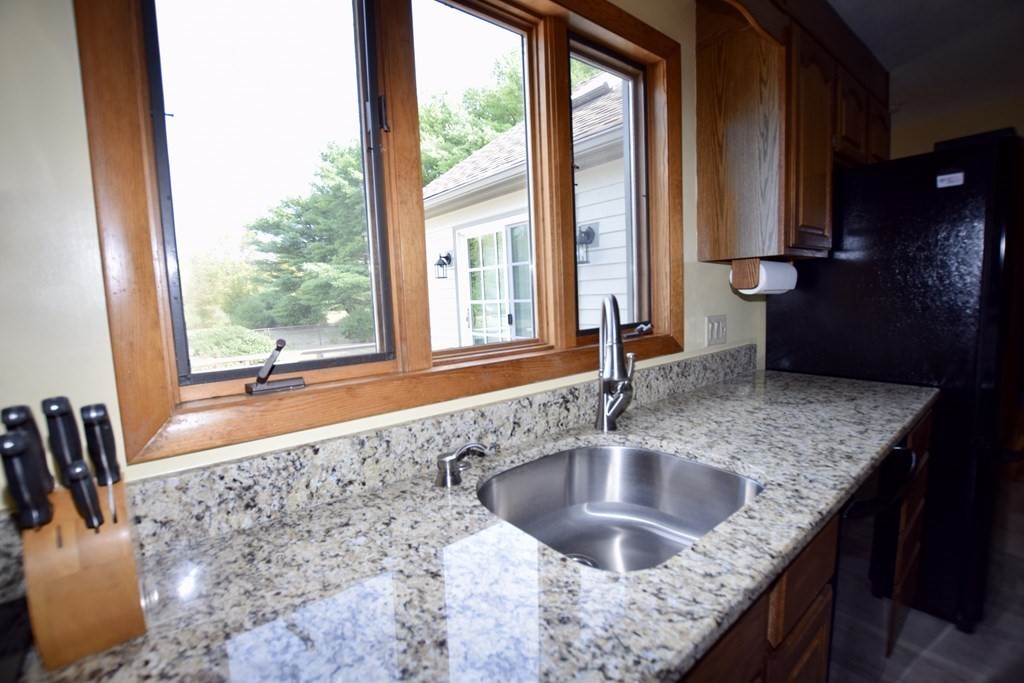 93 Howland Road Lakeville, MA 02347 - Photo 12 of 41