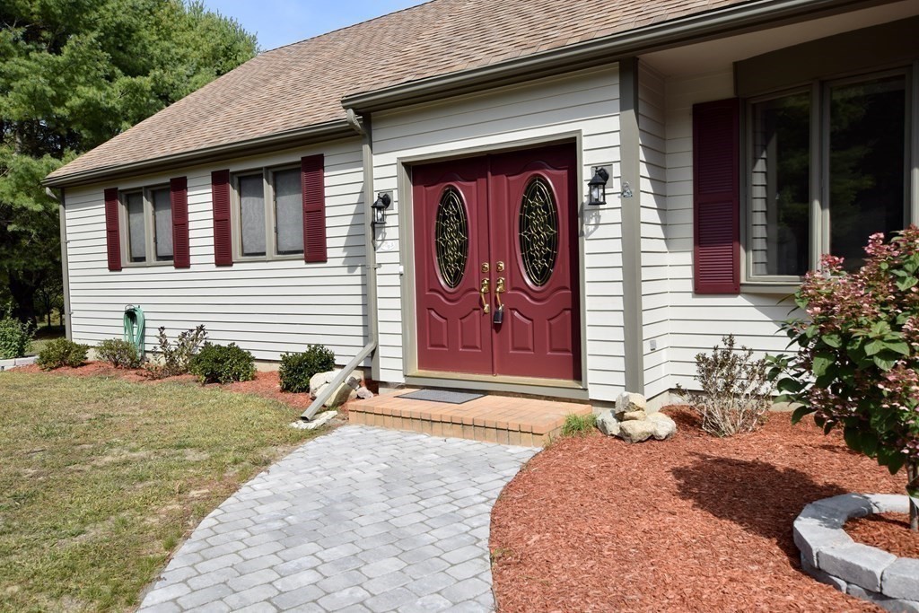 93 Howland Road Lakeville, MA 02347 - Photo 3 of 41