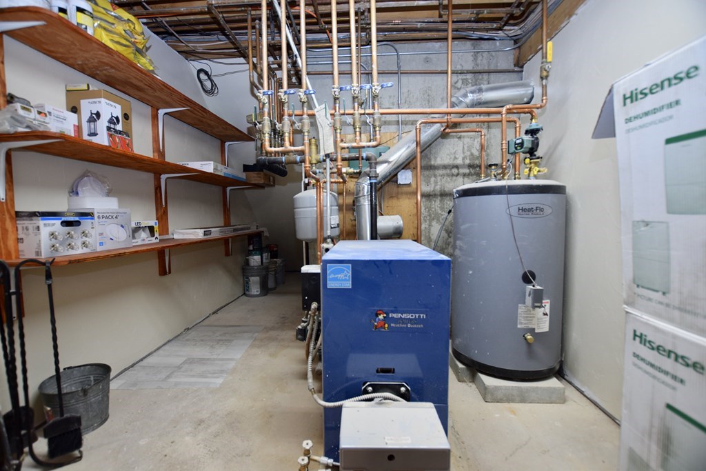 93 Howland Road Lakeville, MA 02347 - Photo 36 of 41