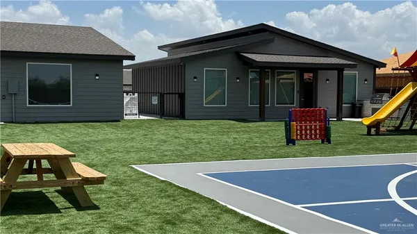 $1,525 | 700 Onyx Drive, Unit B, Weslaco, TX 78599