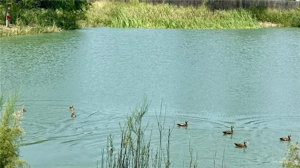 $1,525 | 700 Onyx Drive, Unit B, Weslaco, TX 78599