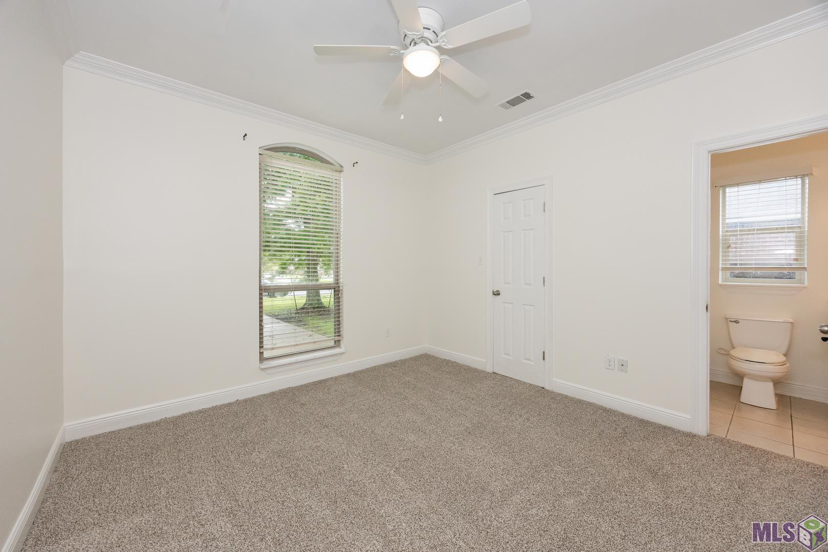 18249 Shadow Creek Avenue Baton Rouge, LA 70816 - Photo 26 of 37