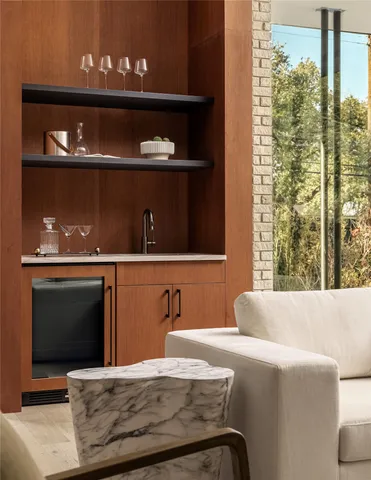 $2,750,000 | 915 Columbus Street, Austin, TX 78704