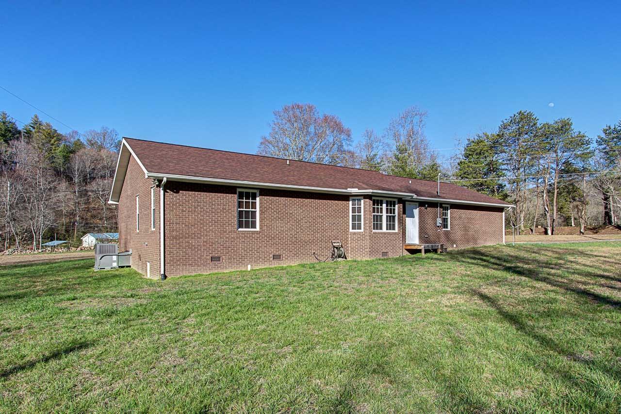 1025 Sweetwater Road Newport, TN 37821 - Photo 25 of 30 25
