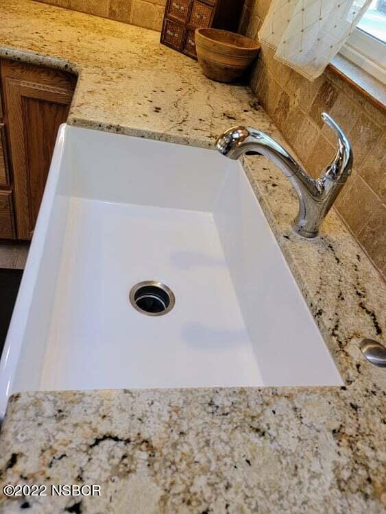 4387 Greenbrier Road Lompoc, CA 93436 - Photo 13 of 39 Farmhouse Sink
