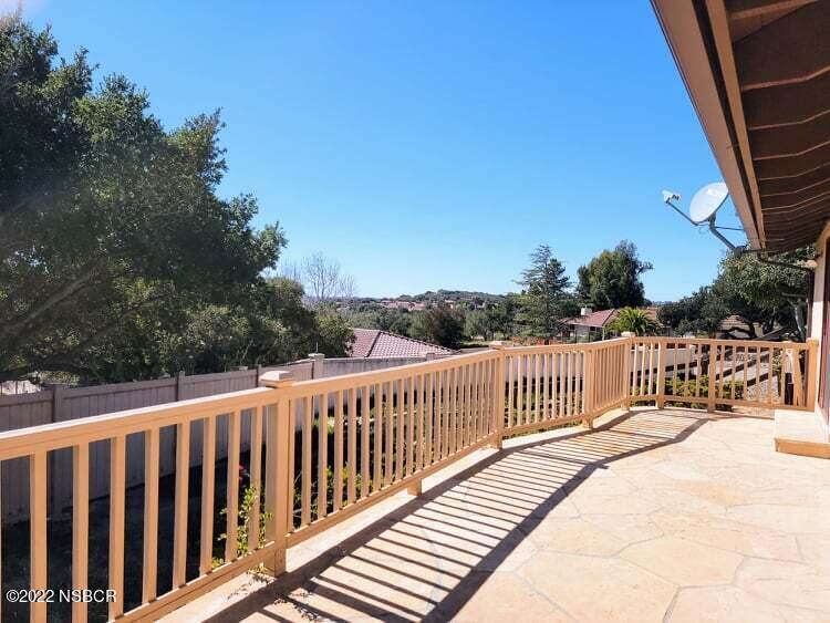 4387 Greenbrier Road Lompoc, CA 93436 - Photo 8 of 39 Large Deck