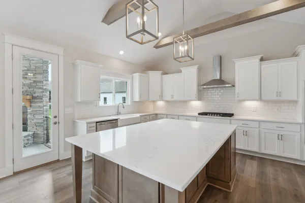 $829,990 | 7930 Pine Street, Fairview, TN 37062