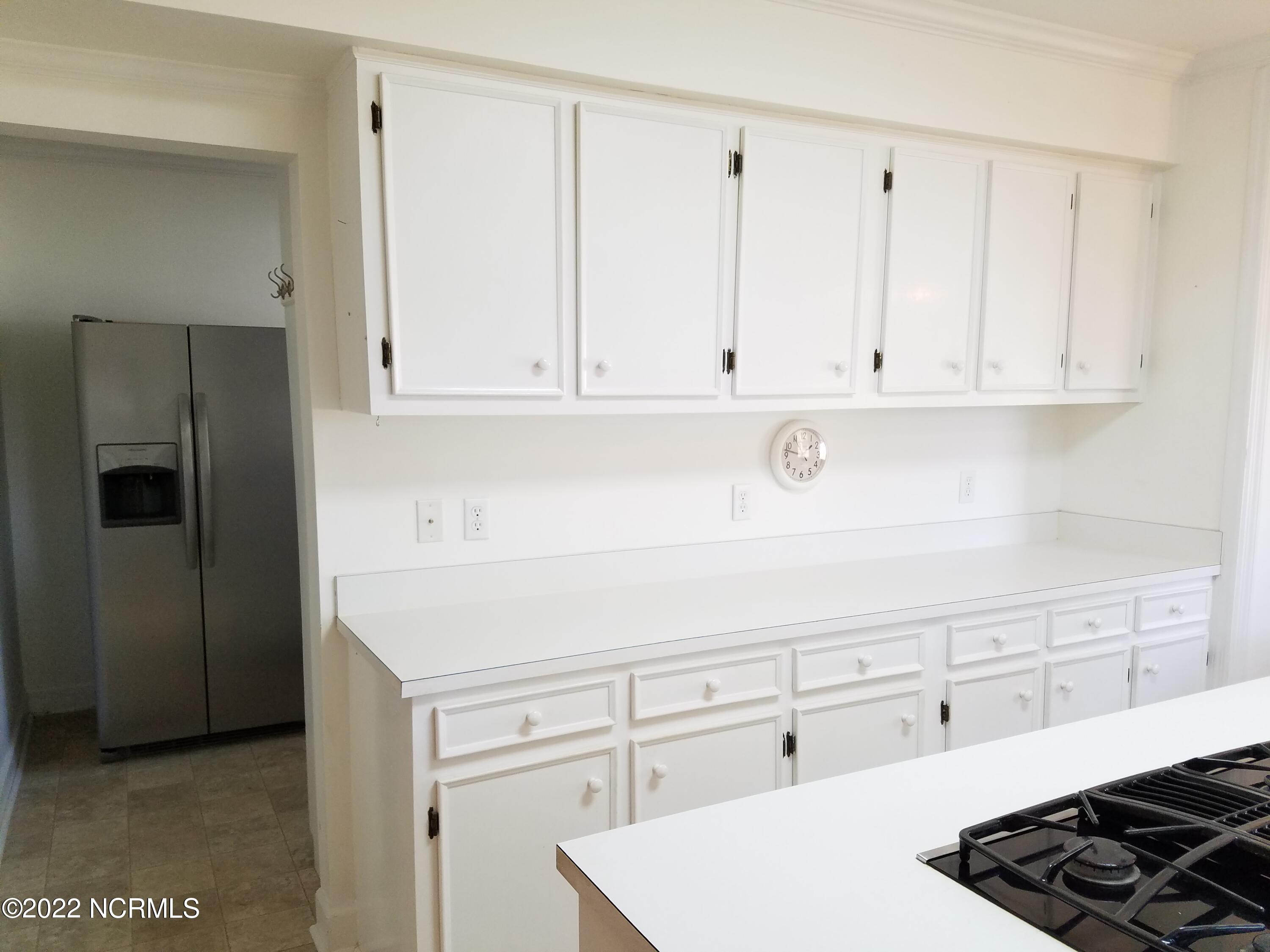 502 Loop Road Cove City, NC 28523 - Photo 21 of 39 Kitchen
