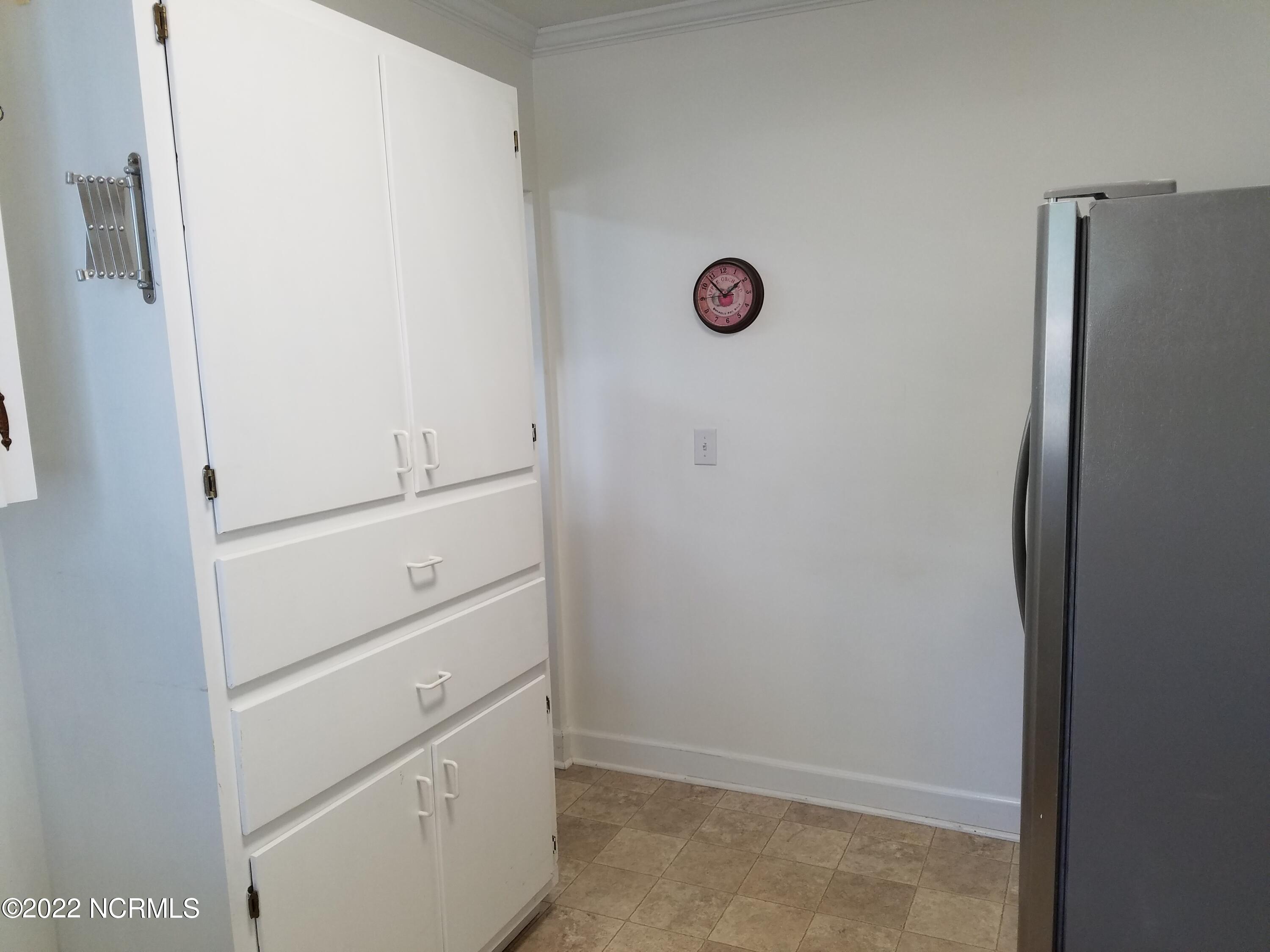 502 Loop Road Cove City, NC 28523 - Photo 25 of 39 Laundry Room