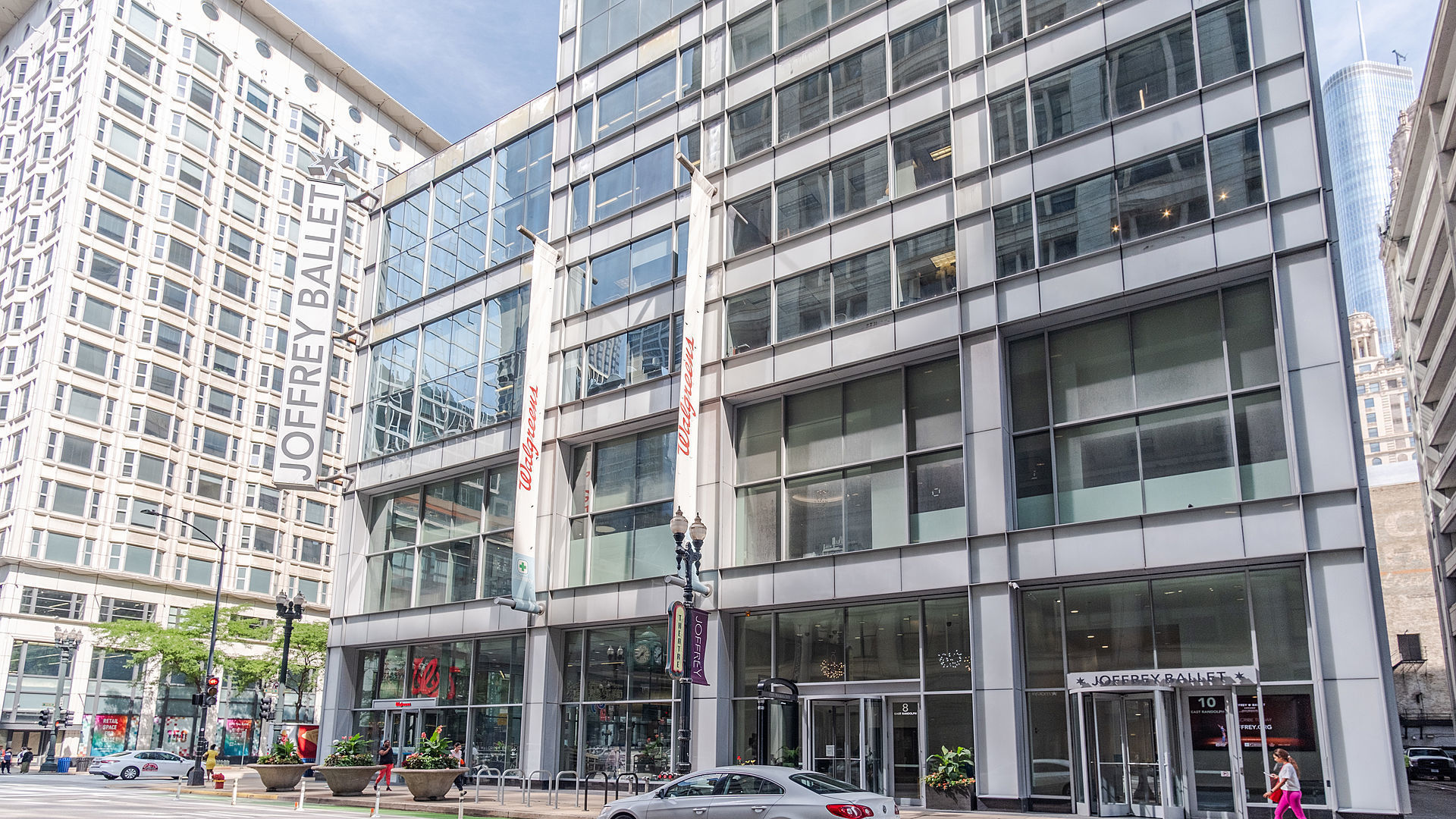 8 East Randolph Street, Unit 1806 Chicago, IL 60601 - Photo 2 of 23 front view of a building