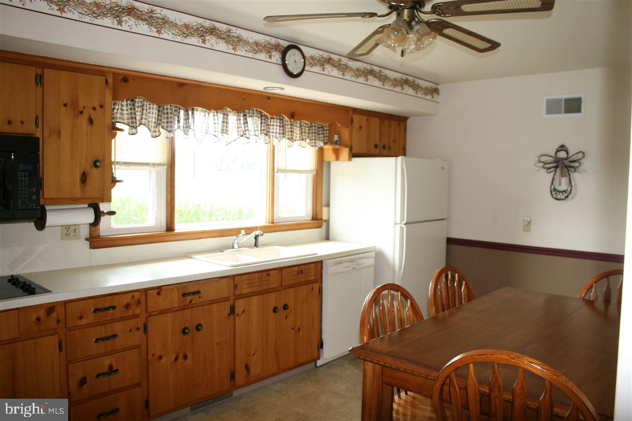 1481 Jacobs Mill Road Hanover, PA 17331 - Photo 6 of 24