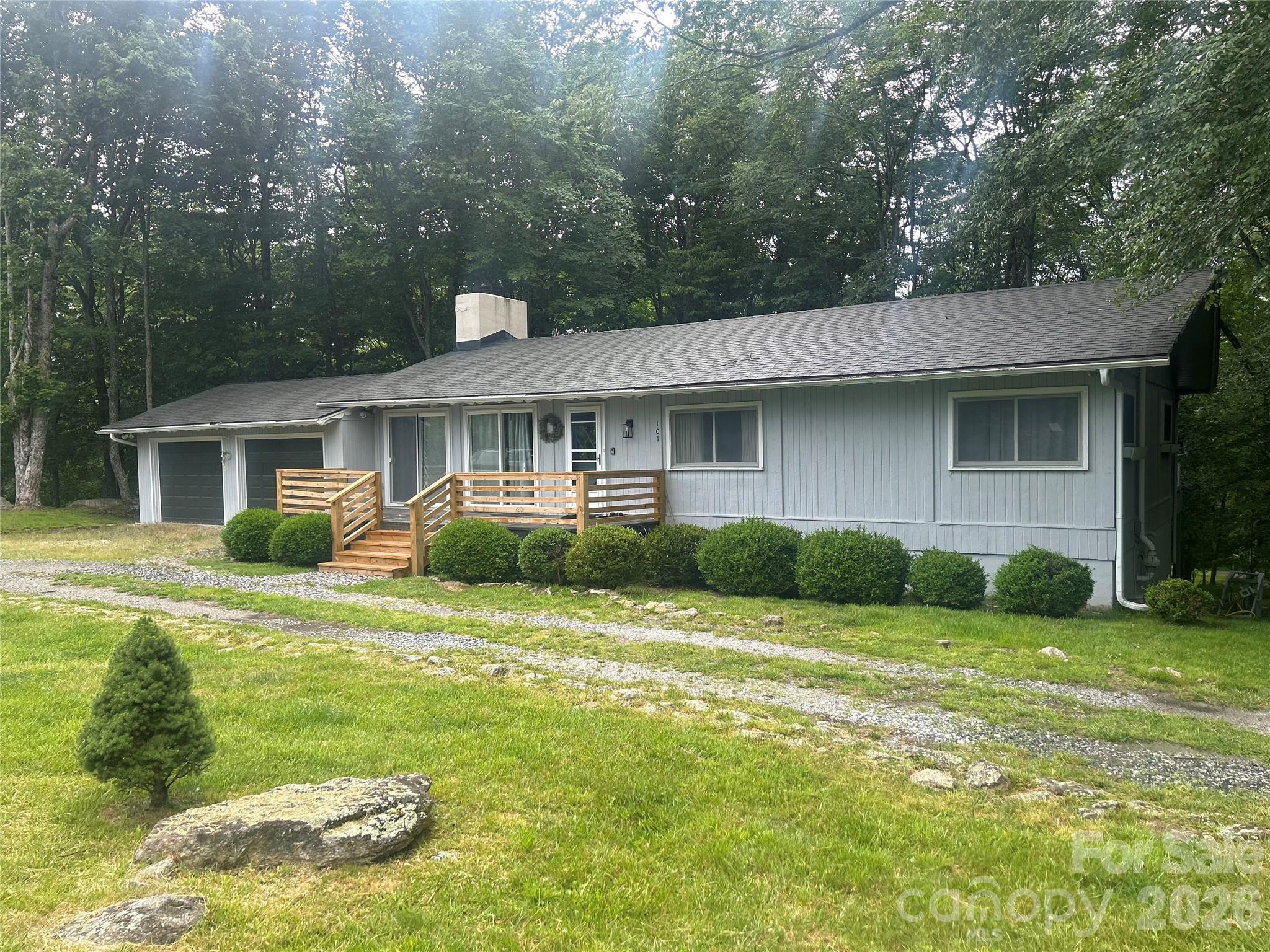 101 Upper Grouse Ridge Road Beech Mountain, NC 28604 - Photo 2 of 48