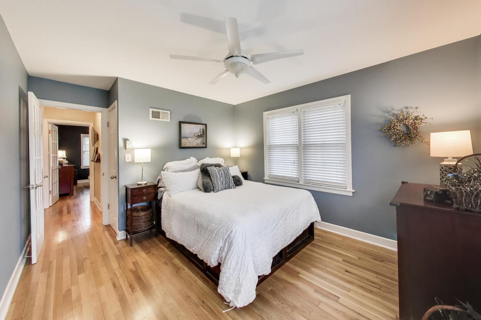 511 South Hi Lusi Avenue Mount Prospect, IL 60056 - Photo 23 of 51 a bedroom with a bed and window