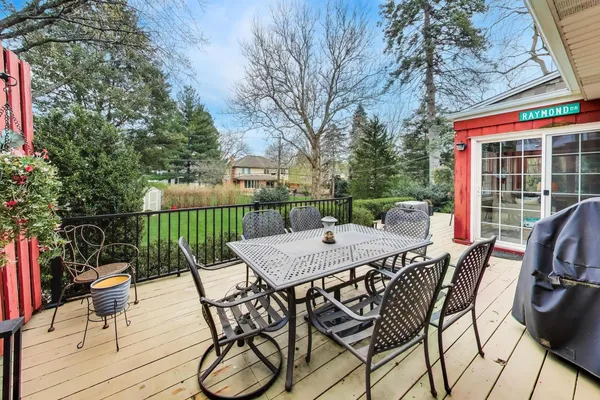 $529,900 | 511 South Hi Lusi Avenue, Mount Prospect, IL 60056