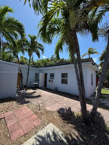 $500,000 | 5019 Northeast 19th Terrace, Pompano Beach, FL 33064