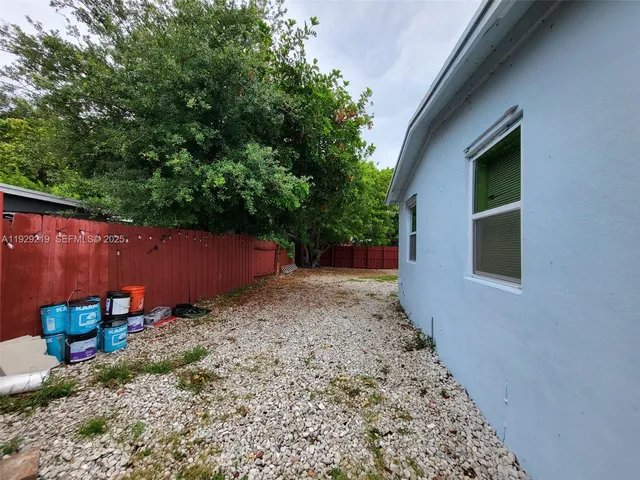 $500,000 | 5019 Northeast 19th Terrace, Pompano Beach, FL 33064