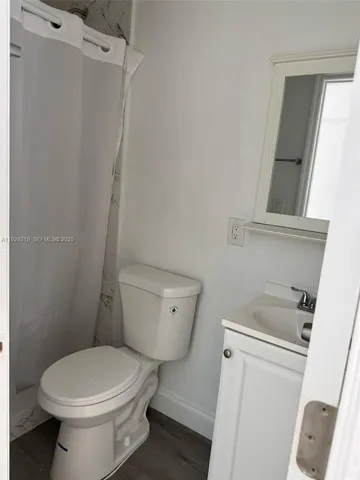 $500,000 | 5019 Northeast 19th Terrace, Pompano Beach, FL 33064