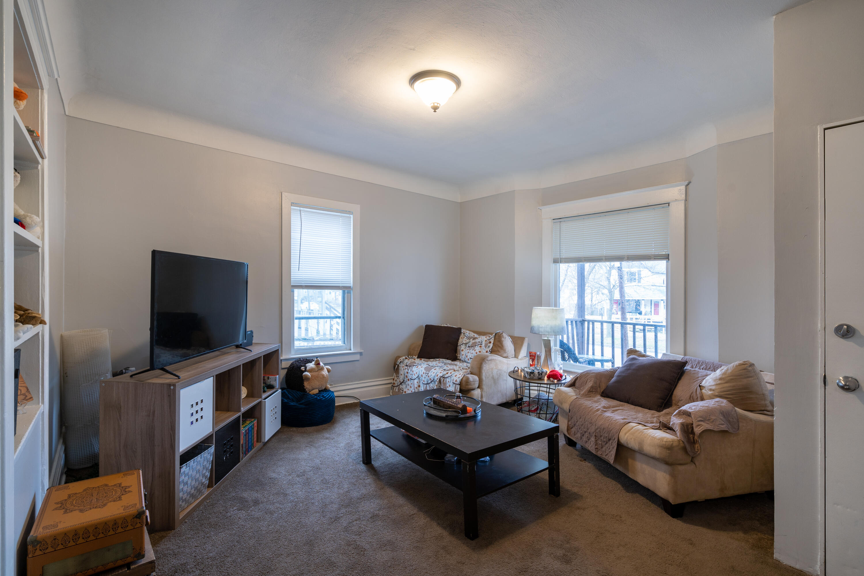 608 Reed Street Kalamazoo, MI 49001 - Photo 8 of 24 Kalamazoo bi-level (6 of 23)
