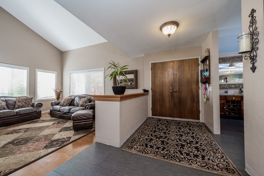 749 Roca Road Chula Vista, CA 91910 - Photo 2 of 25