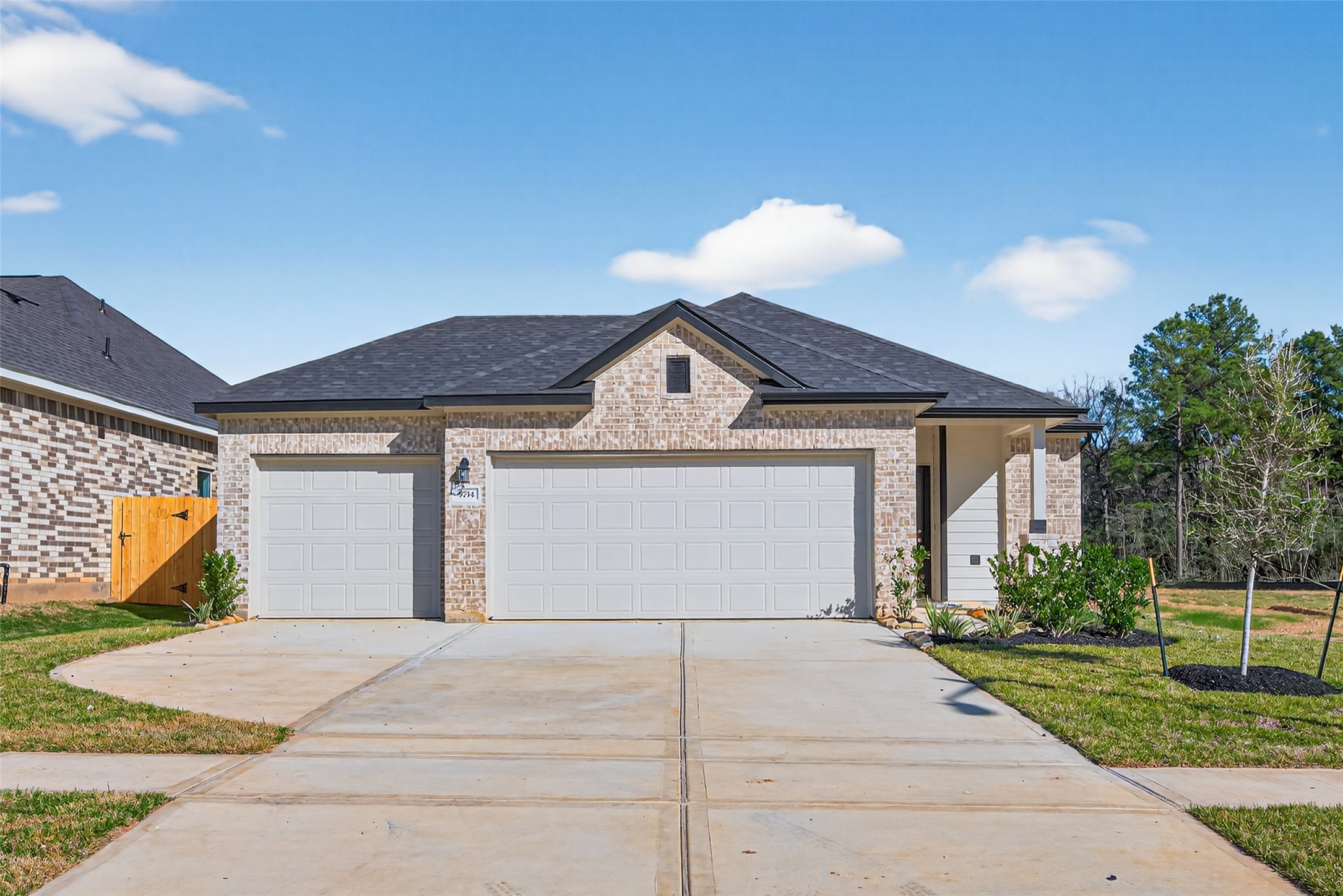 9734 Enclave Ridge Road Willis, TX 77318 - Photo 3 of 29