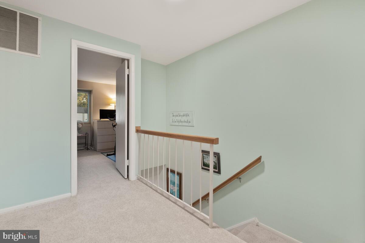 8953 Centerway Road Gaithersburg, MD 20879 - Photo 17 of 37 2nd level