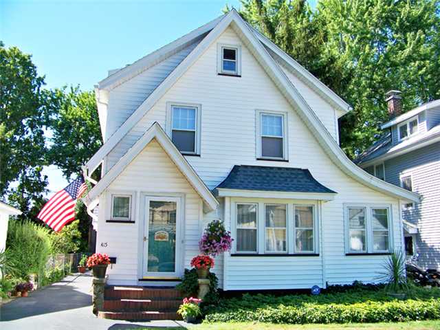 415 Laurelton Road Irondequoit, NY 14609 - Photo 1 of 1 Exterior Front
