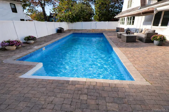 $2,999,999 | 136 Linden Street, Woodmere, NY 11598