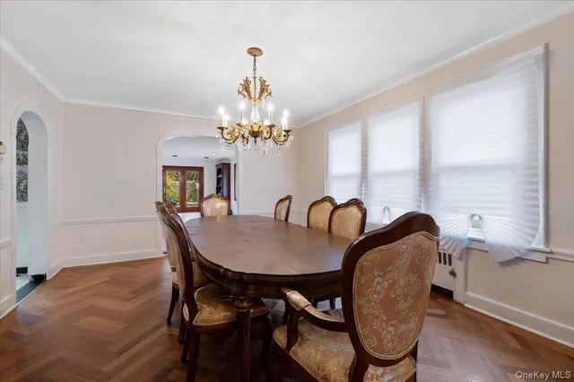 $2,999,999 | 136 Linden Street, Woodmere, NY 11598