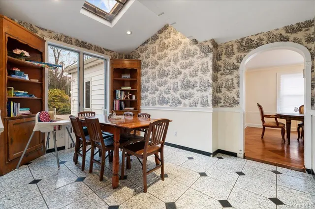 $2,999,999 | 136 Linden Street, Woodmere, NY 11598