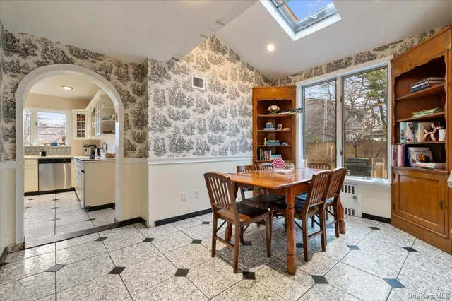 $2,999,999 | 136 Linden Street, Woodmere, NY 11598