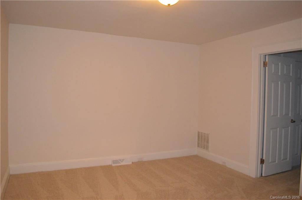 1502 Moose Road Kannapolis, NC 28083 - Photo 11 of 16 Gallery Image 11