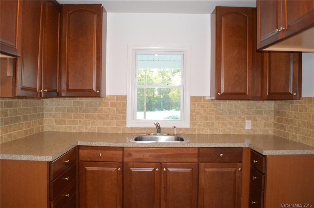 1502 Moose Road Kannapolis, NC 28083 - Photo 5 of 16 Gallery Image 5