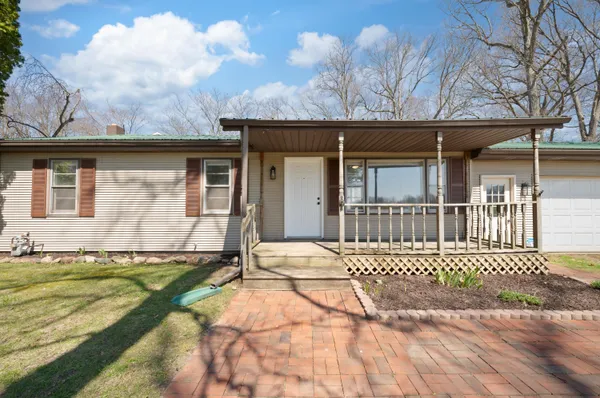 $249,000 | 23990 Ave C, Edwardsburg, MI 49112