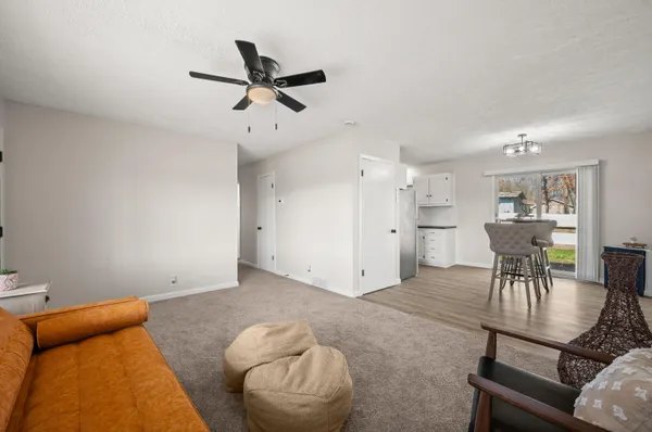 $249,000 | 23990 Ave C, Edwardsburg, MI 49112