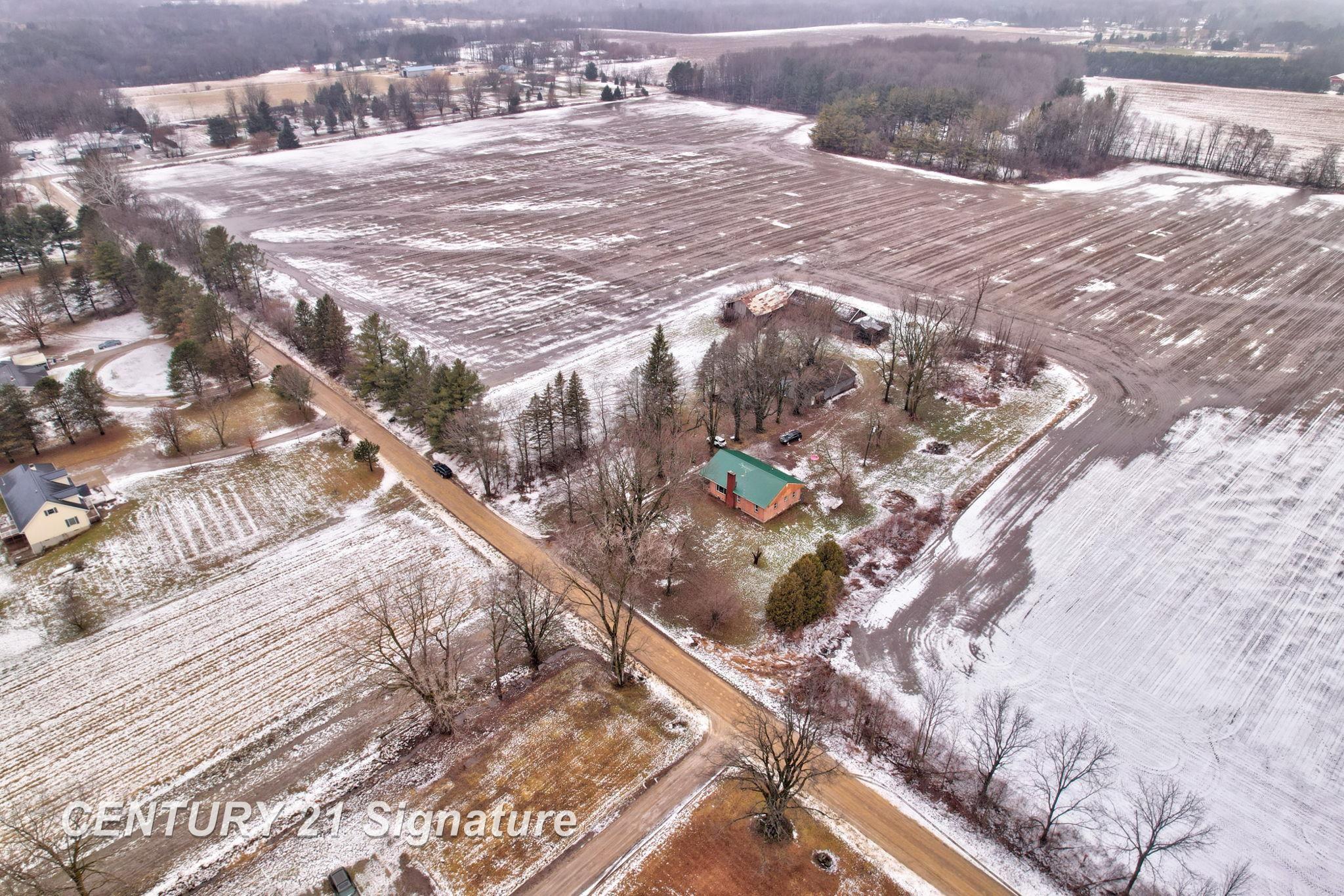 6370 Gunnell Road Millington, MI 48746 - Photo 40 of 43 50197152-0c80ef2f-6675-42a0-b6e1-911177236e05.JPG