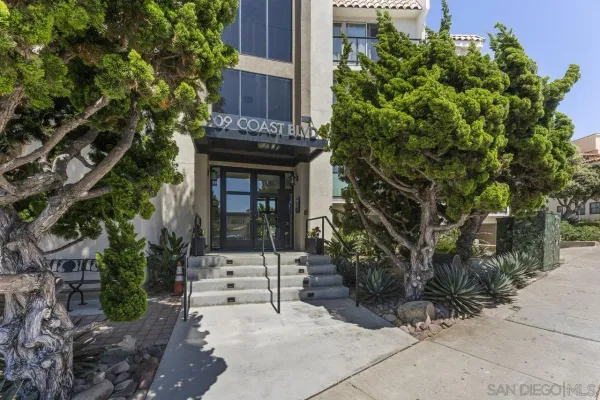 $7,000 | 909 Coast Boulevard, Unit 6, La Jolla, CA 92037