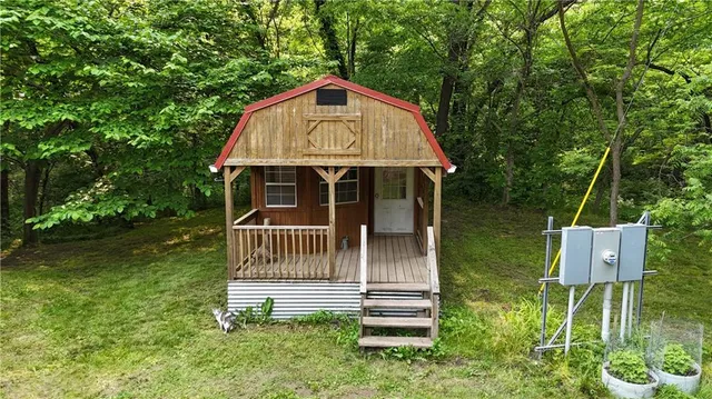 $299,000 | 17922 County Road 361, St. Joseph, MO 64505