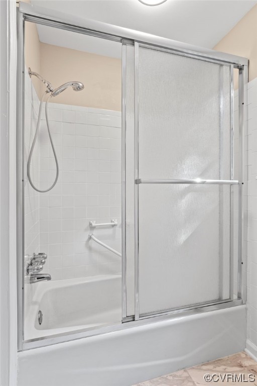 1601 Olde Coalmine Road Midlothian, VA 23113 - Photo 29 of 40 a bathroom with a shower and a bath tub