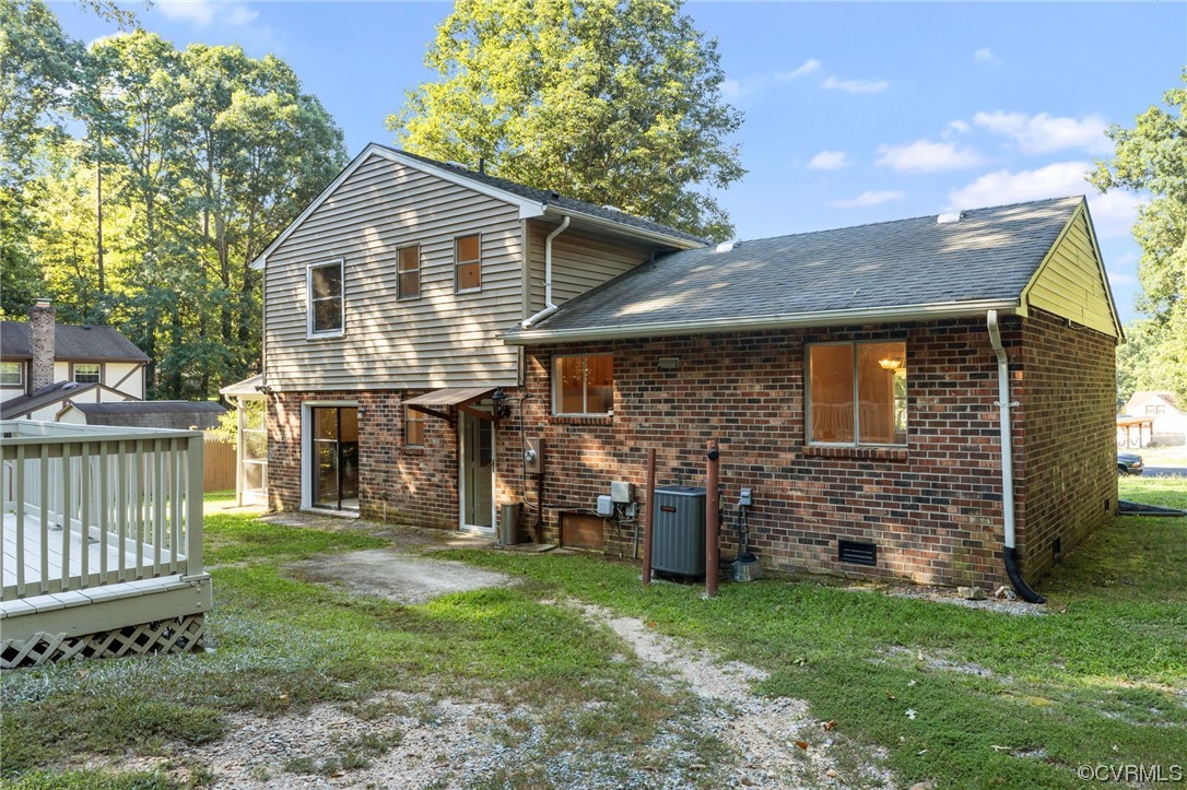 1601 Olde Coalmine Road Midlothian, VA 23113 - Photo 36 of 40 a front view of a house with garden