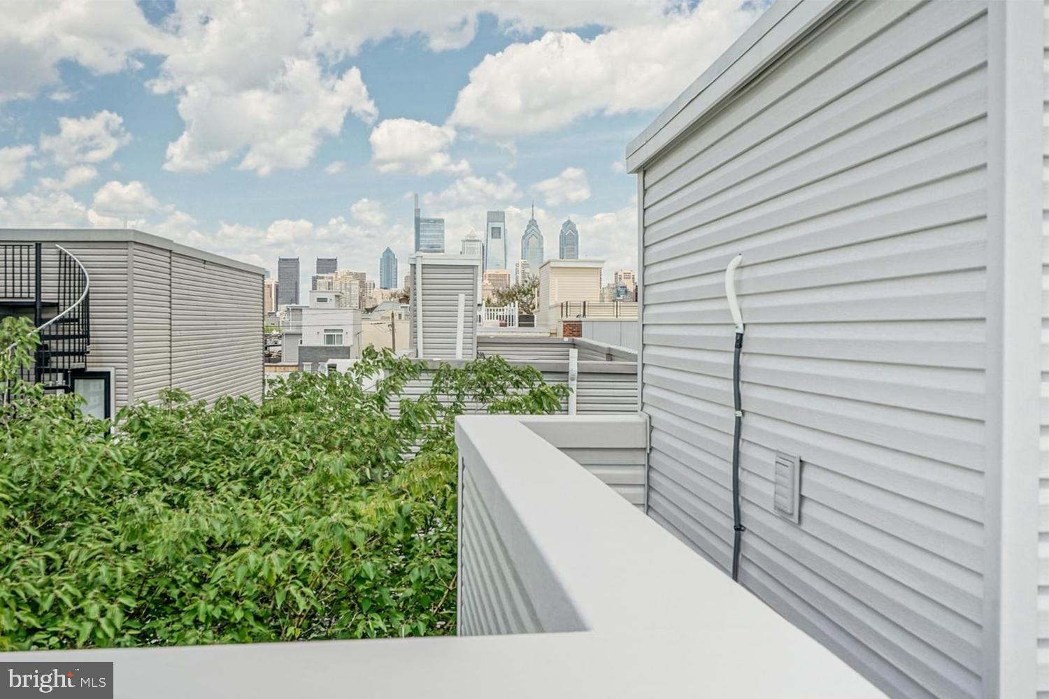1811 Wilder Street Philadelphia, PA 19146 - Photo 34 of 37 a view of a terrace