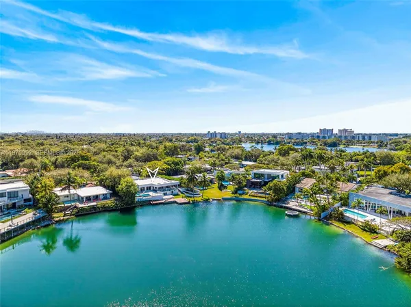 $2,799,990 | 2091 Northeast 191st Drive, North Miami Beach, FL 33179