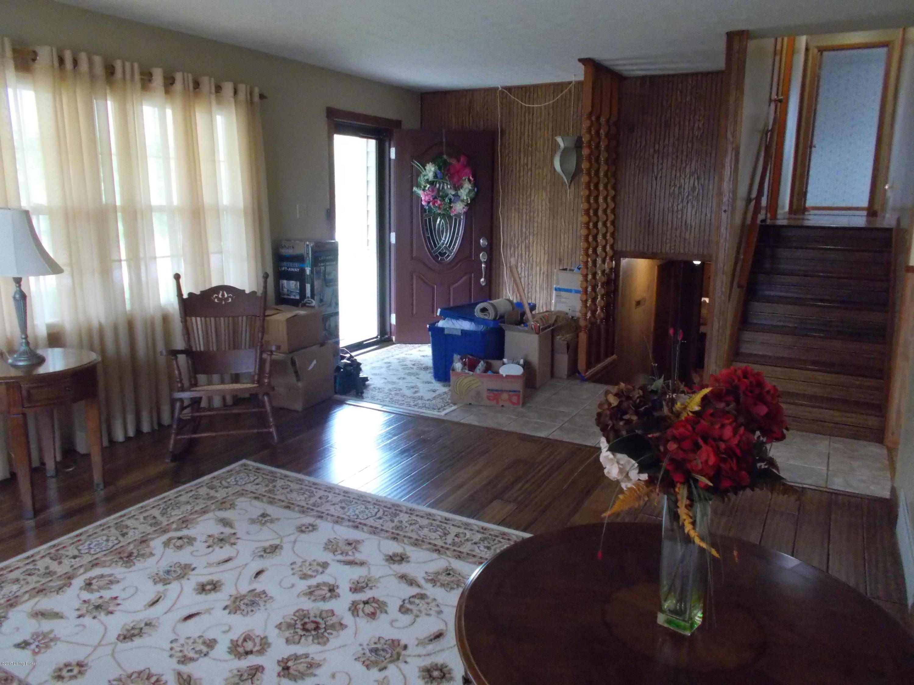 2799 Mound Hill Road Carrollton, KY 41008 - Photo 16 of 72 Living room