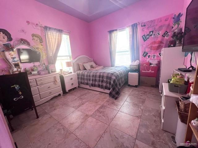 2102 Stone Gate Drive Harlingen, TX 78552 - Photo 28 of 35 a living room with furniture and a window