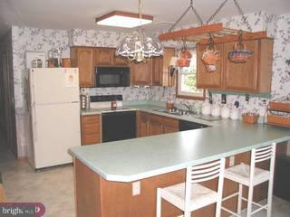 115 North Hills Road Barto, PA 19504 - Photo 3 of 6 Gallery Image 3